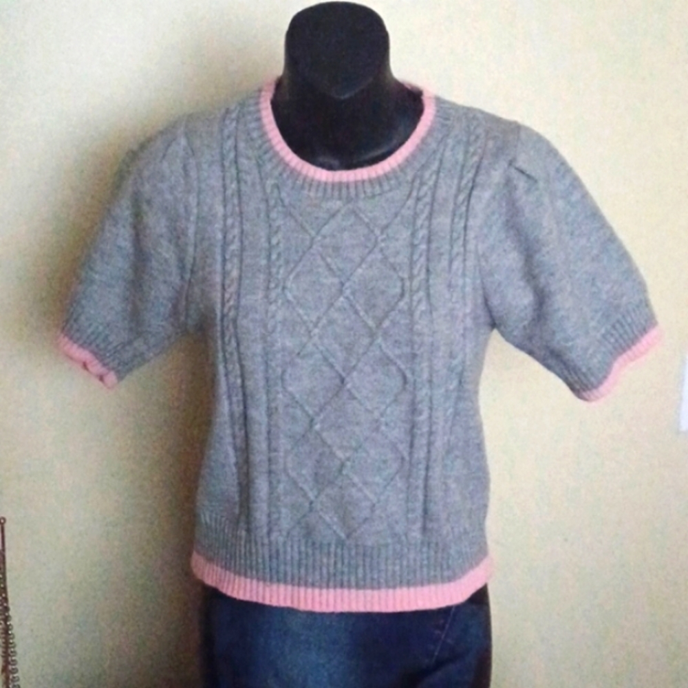 New! Handknitted, grey,pink trim,puffed,pleated, sleeve! Sz.OS See measuremts!